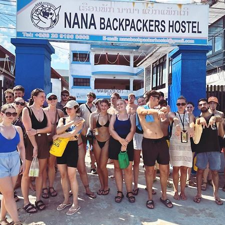 Nana Backpackers Hostel Vang Vieng Dış mekan fotoğraf