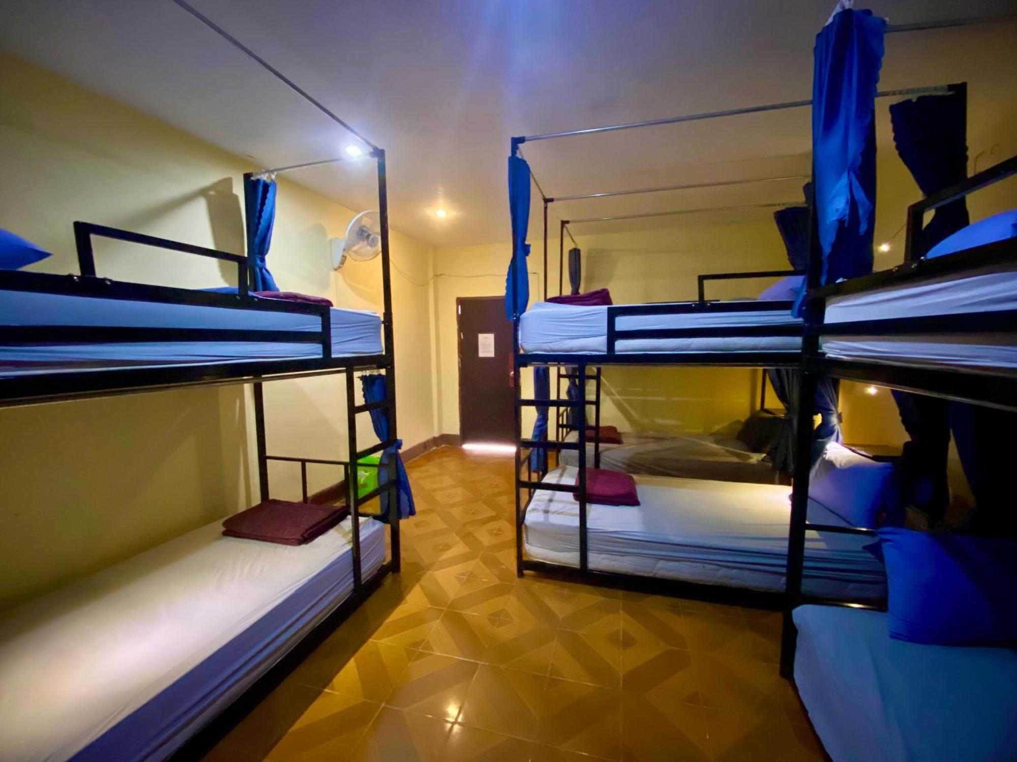 Nana Backpackers Hostel Vang Vieng Dış mekan fotoğraf