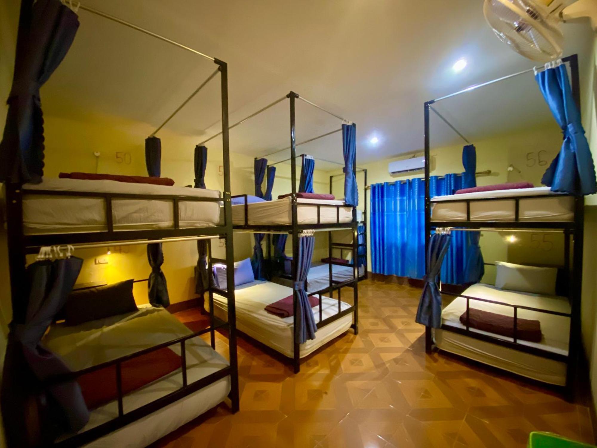 Nana Backpackers Hostel Vang Vieng Dış mekan fotoğraf