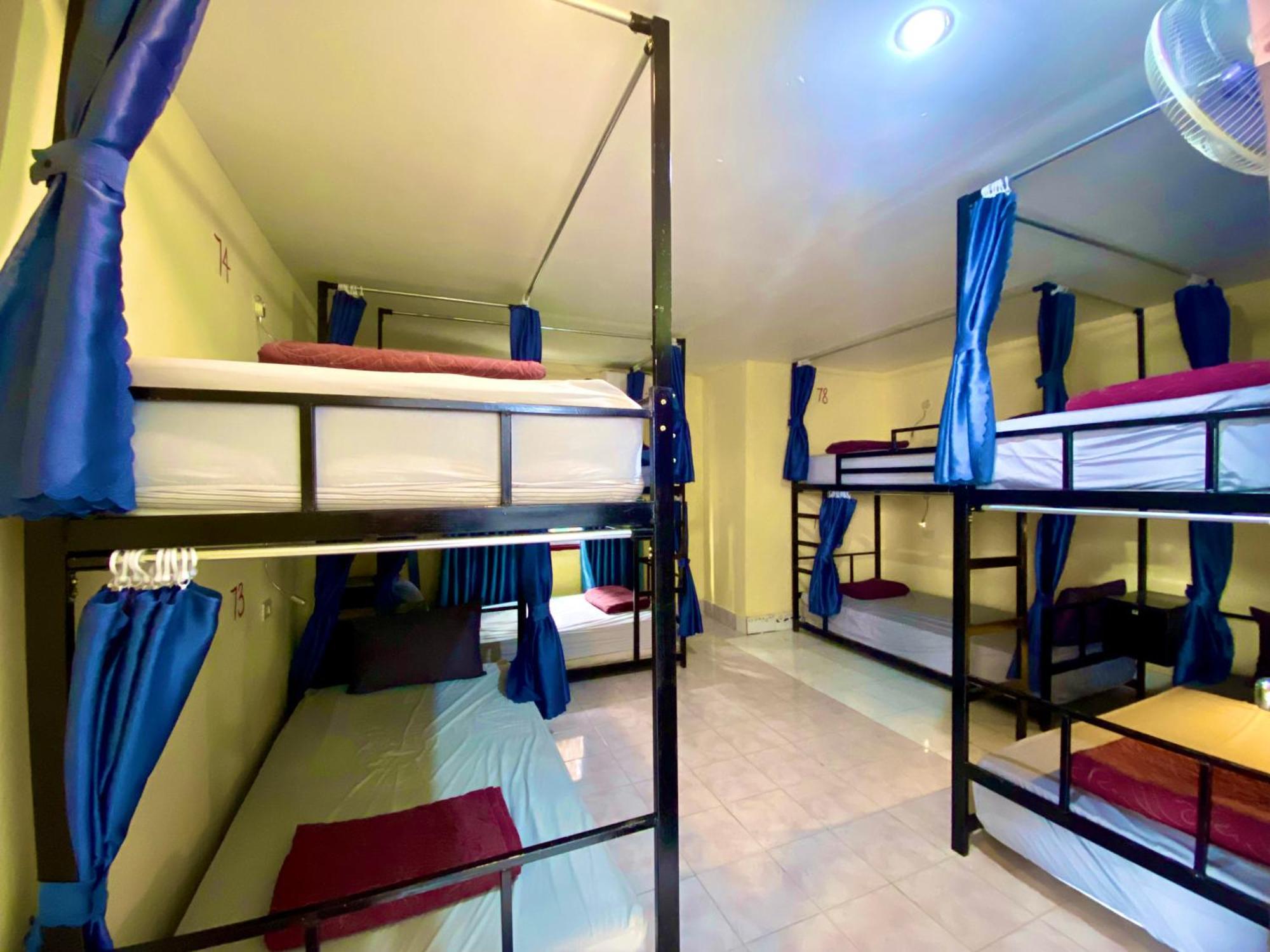 Nana Backpackers Hostel Vang Vieng Dış mekan fotoğraf