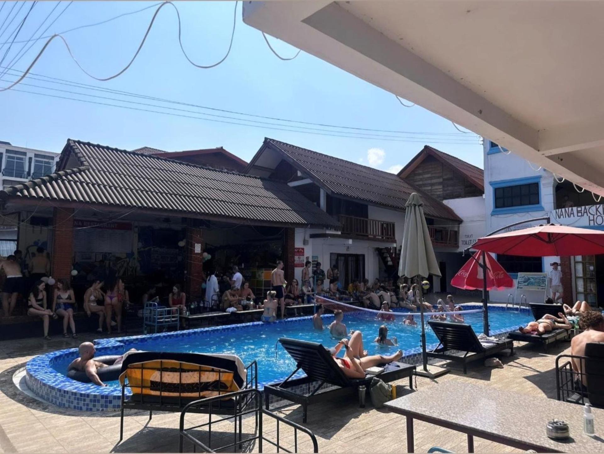 Nana Backpackers Hostel Vang Vieng Dış mekan fotoğraf