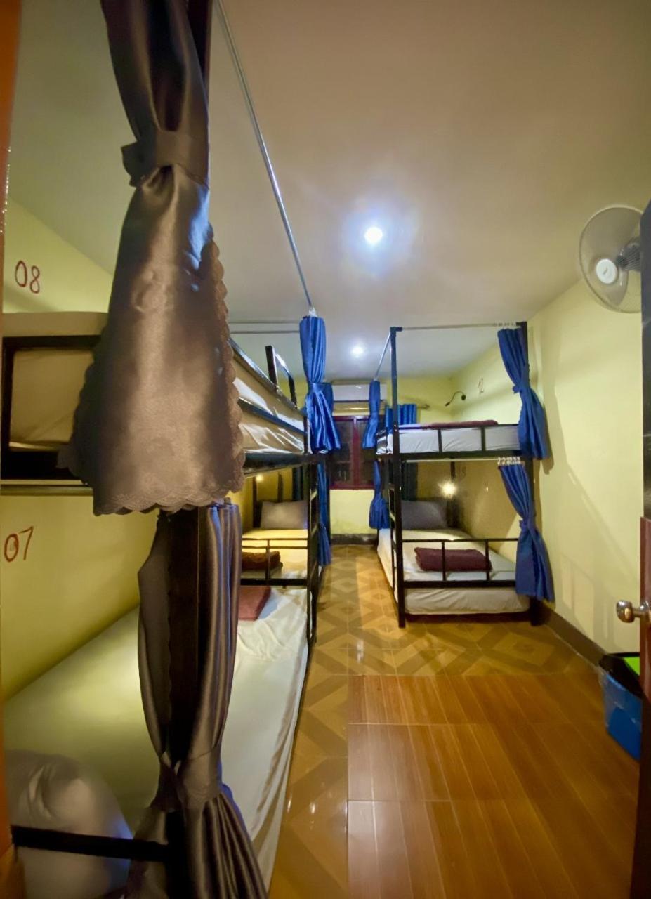 Nana Backpackers Hostel Vang Vieng Dış mekan fotoğraf
