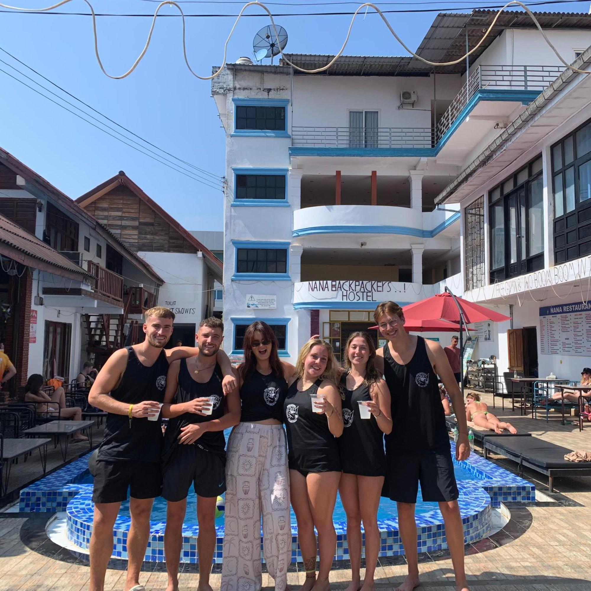 Nana Backpackers Hostel Vang Vieng Dış mekan fotoğraf