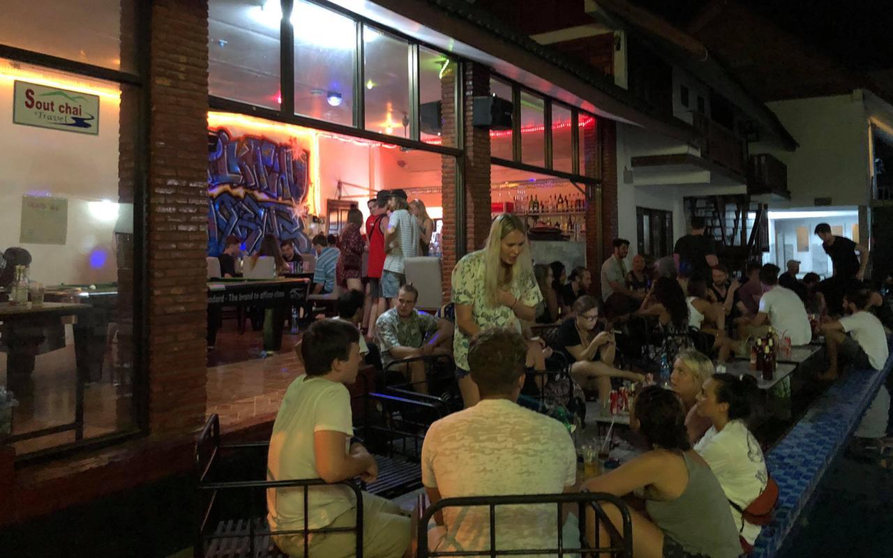 Nana Backpackers Hostel Vang Vieng Dış mekan fotoğraf